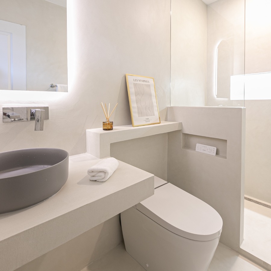 Bathroom Microcement Contractors